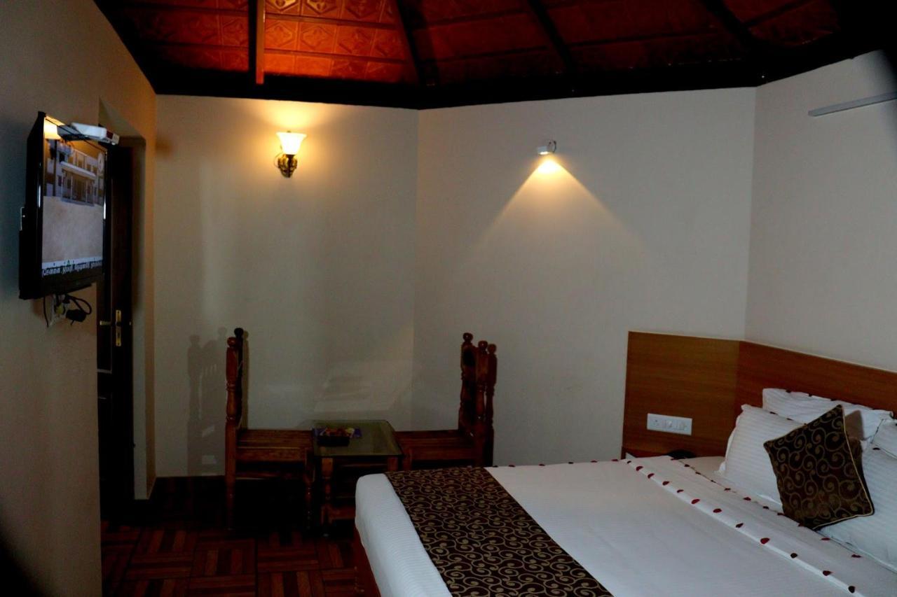 Ack Palacce Inn Yercaud Exteriér fotografie